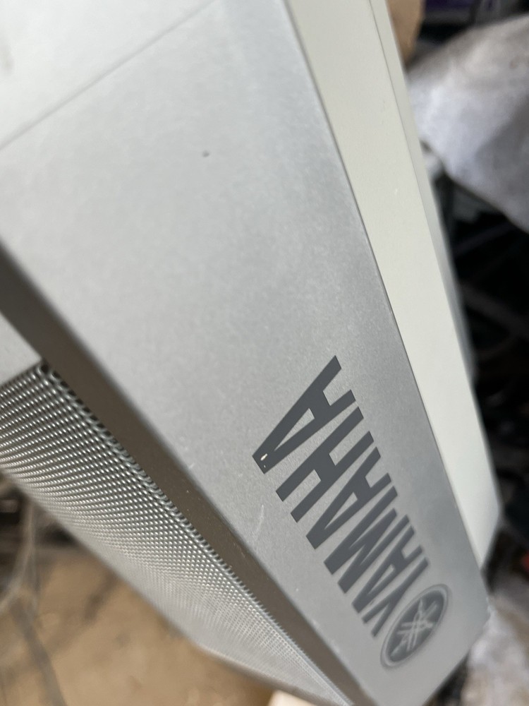 YAMAHA PSR-K1 Keyboard READ