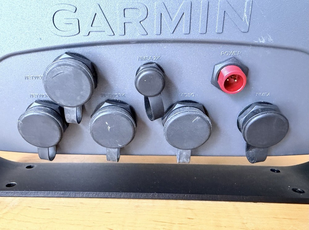 Garmin GPSMAP 4210 GPS Chartplotter MFD with Cover, Cables & Bracket