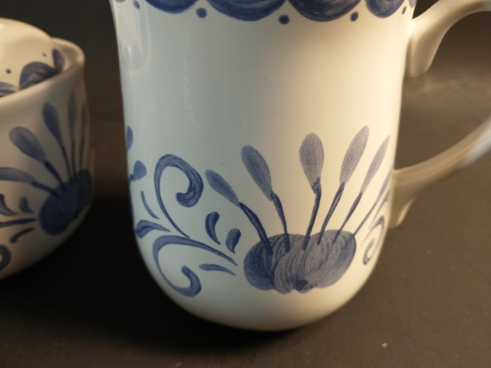 Corelle Coordinates Oceanview stoneware cream & sugar set
