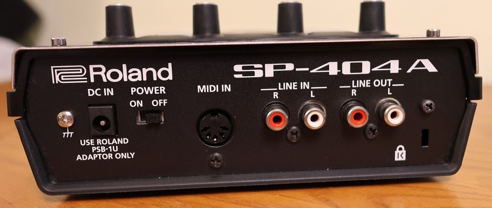 Roland SP-404A Linear Wave Sampler Mint condition