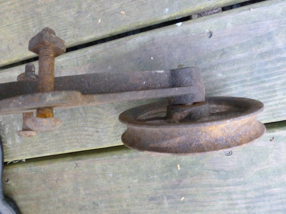 Antique 15.5" Primitive Cast Iron Architectural Barn Rollers Pulley Hanger