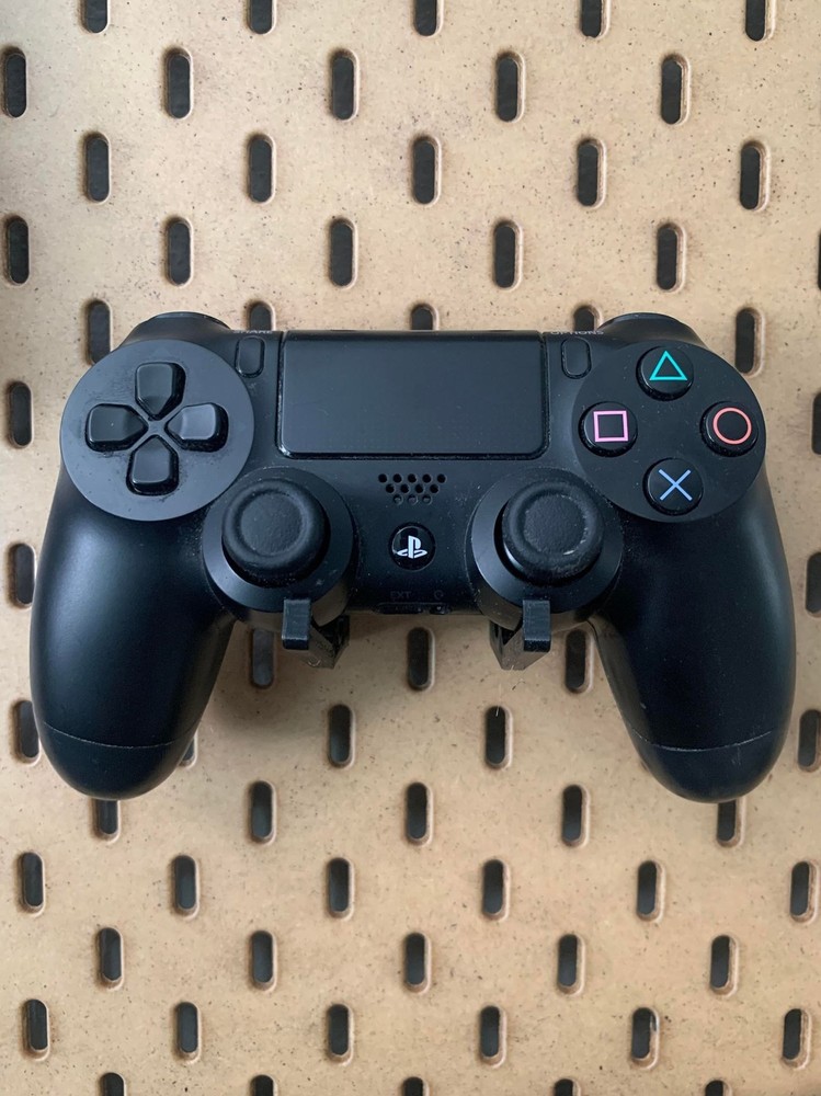 SKAIDS XBOX PLAYSTATION Controller Stand Pegboard Accessory Mount Holder Display