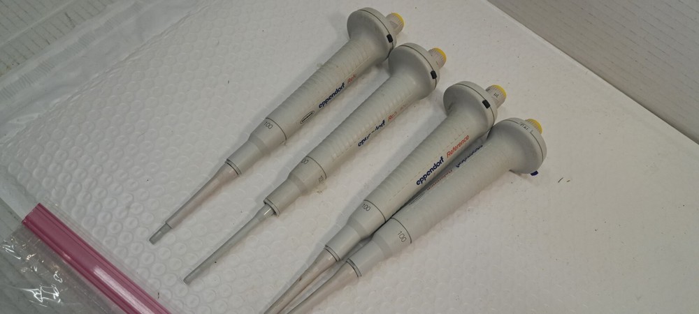 lot of 4 Eppendorf Reference 10-100ul Single Channel Pipette