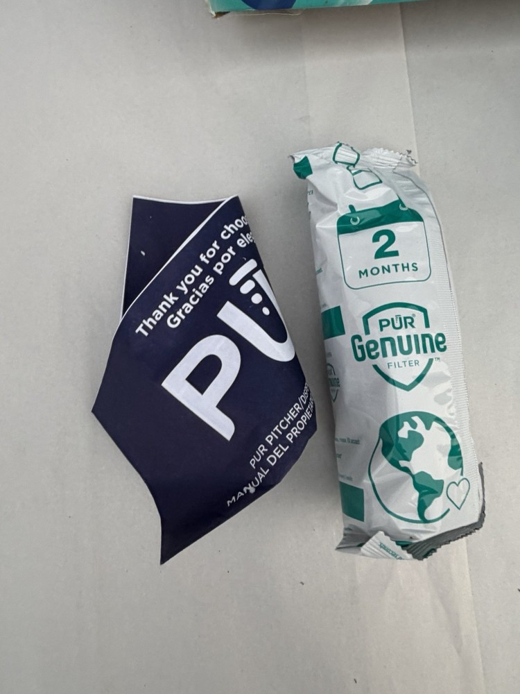 PUR PLUS 7 Cup Pitcher Filtration System w/Filter Change NEW