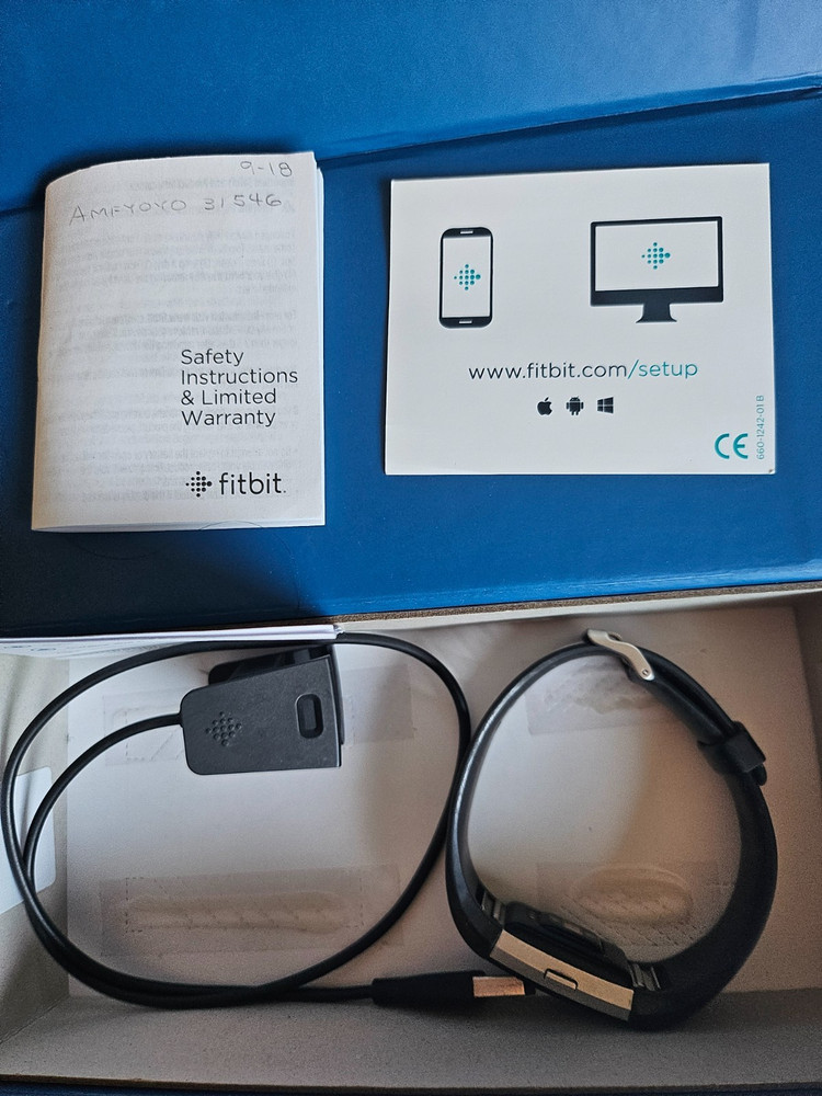 Fitbit Charge 2 READ DESCRIPTION