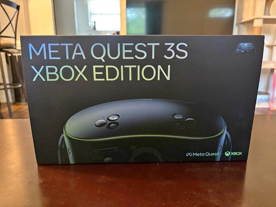 NEW Meta Quest 3s XBOX Limited Edition VR Headset + Wireless Xbox Controller