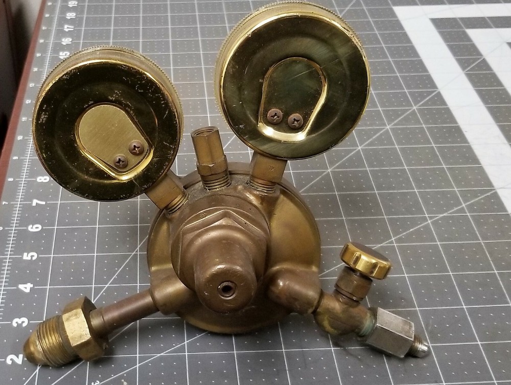 Scott Specialty Compressed Gas Pressure Regulator [D1B1]