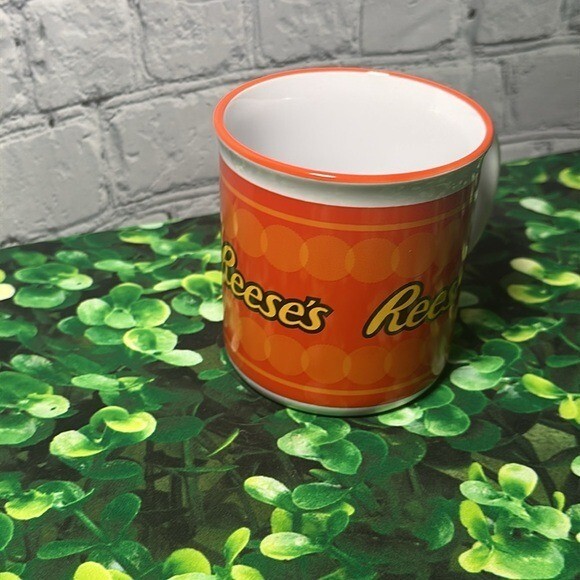 Reese’s Coffee Mug Orange Licensed Product