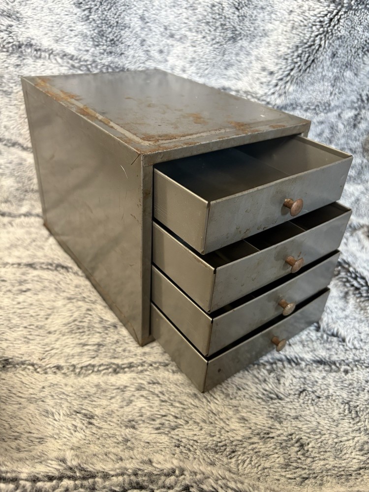 Vintage metal storage box #B4