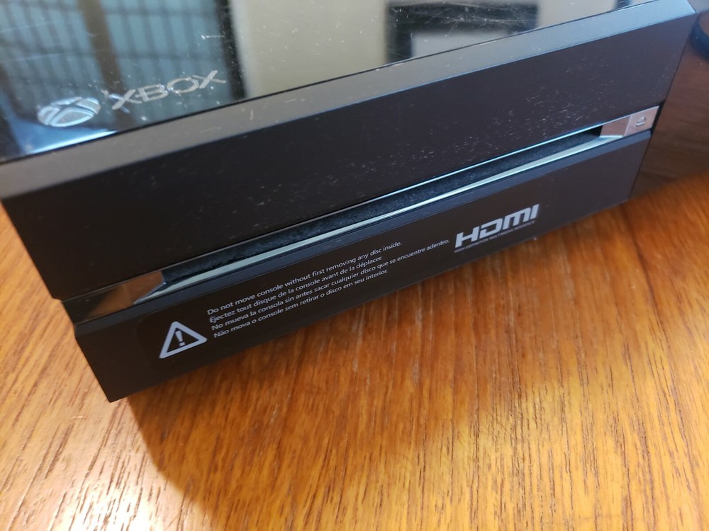 Microsoft Xbox One Model 1540