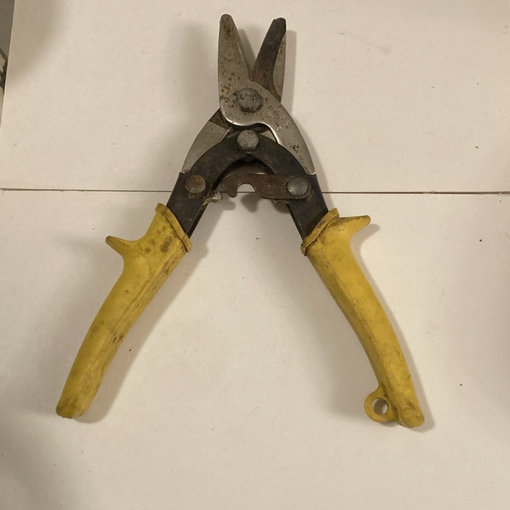 Utility Snips Steel Blade Yellow Handle Plastic Metal