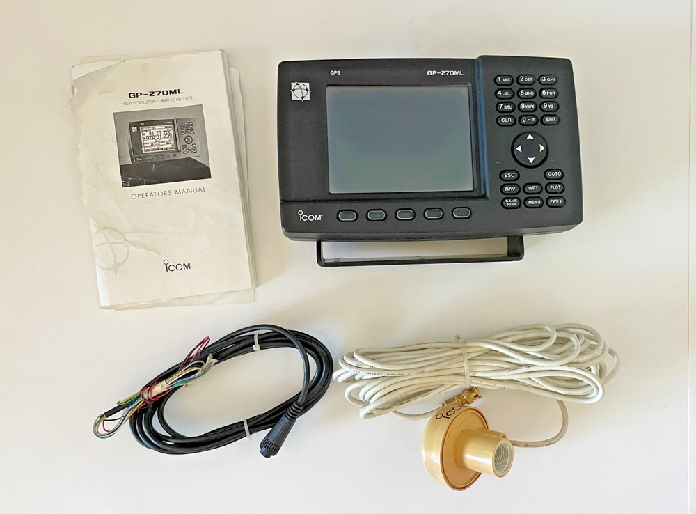 Boat GPS - ICOM GP-270ML CHARTPLOTTER Marine Radar -Untested -