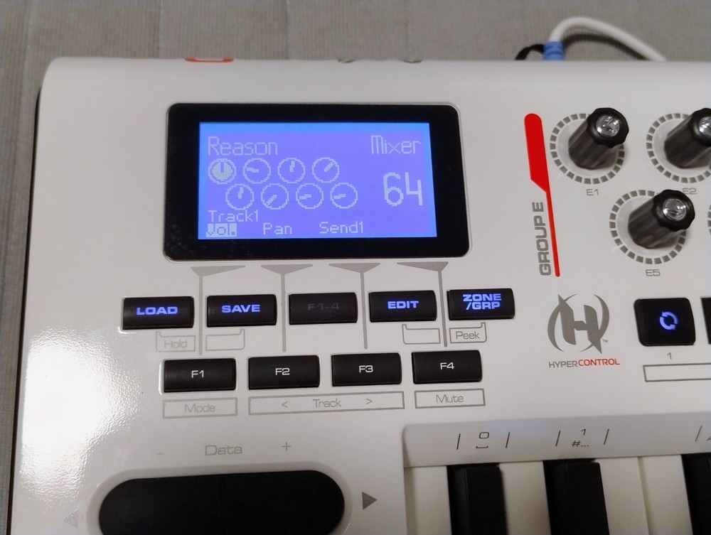 M-Audio Axion pro 25 Advanced 25Key USB MIDI Controller HyperControl Technology