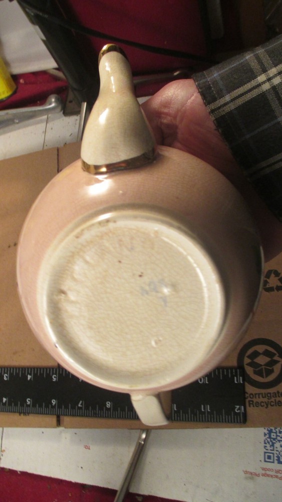 Vintage Teapot/Lid England