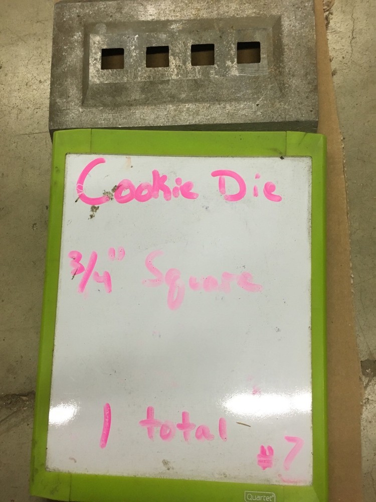 Triumph Magna Cookie Depositor Die "7"