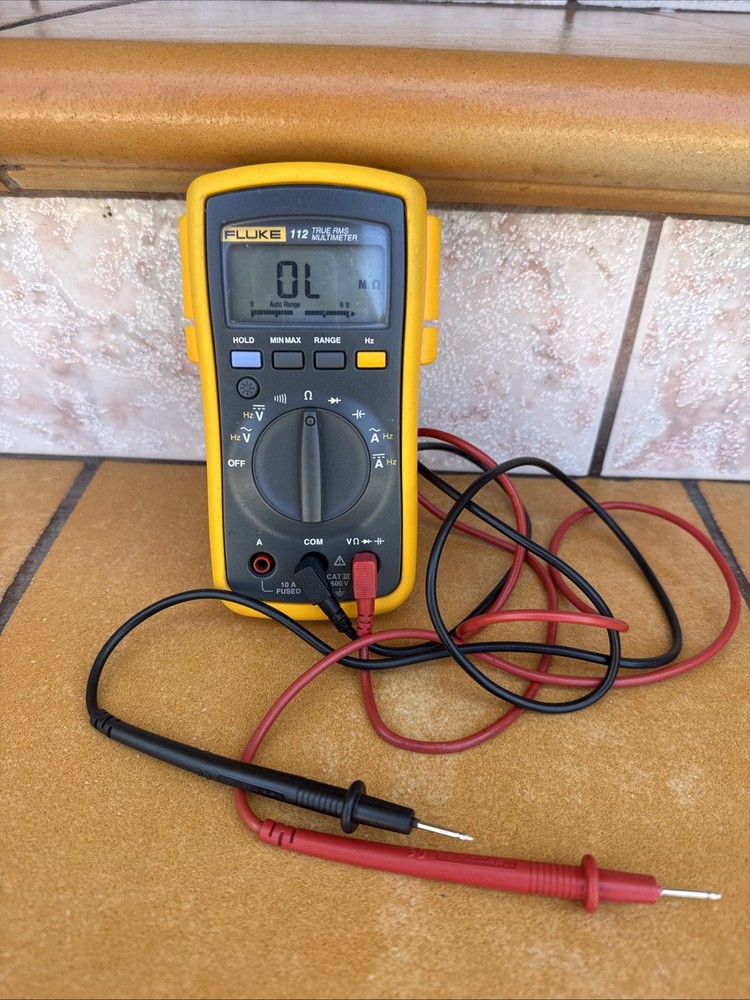 Fluke 112 True RMS Multimeter