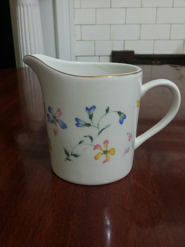 Totally Today Creamer In Excellent Condition