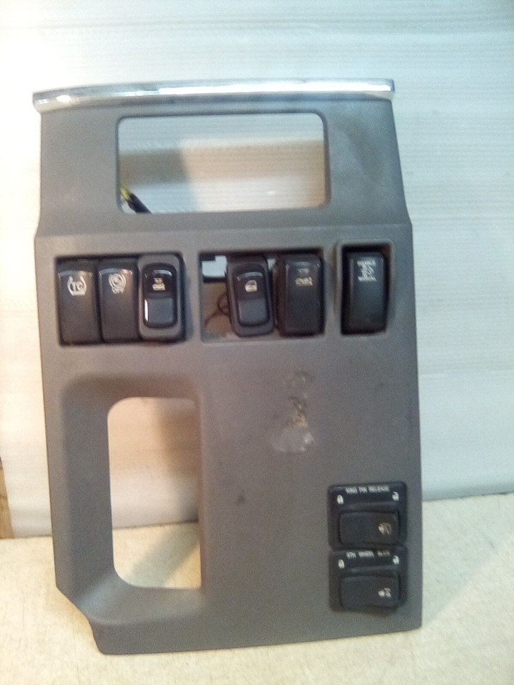 2014 Peterbilt 579 Switch Dash Panel S64-6149-1681100B2