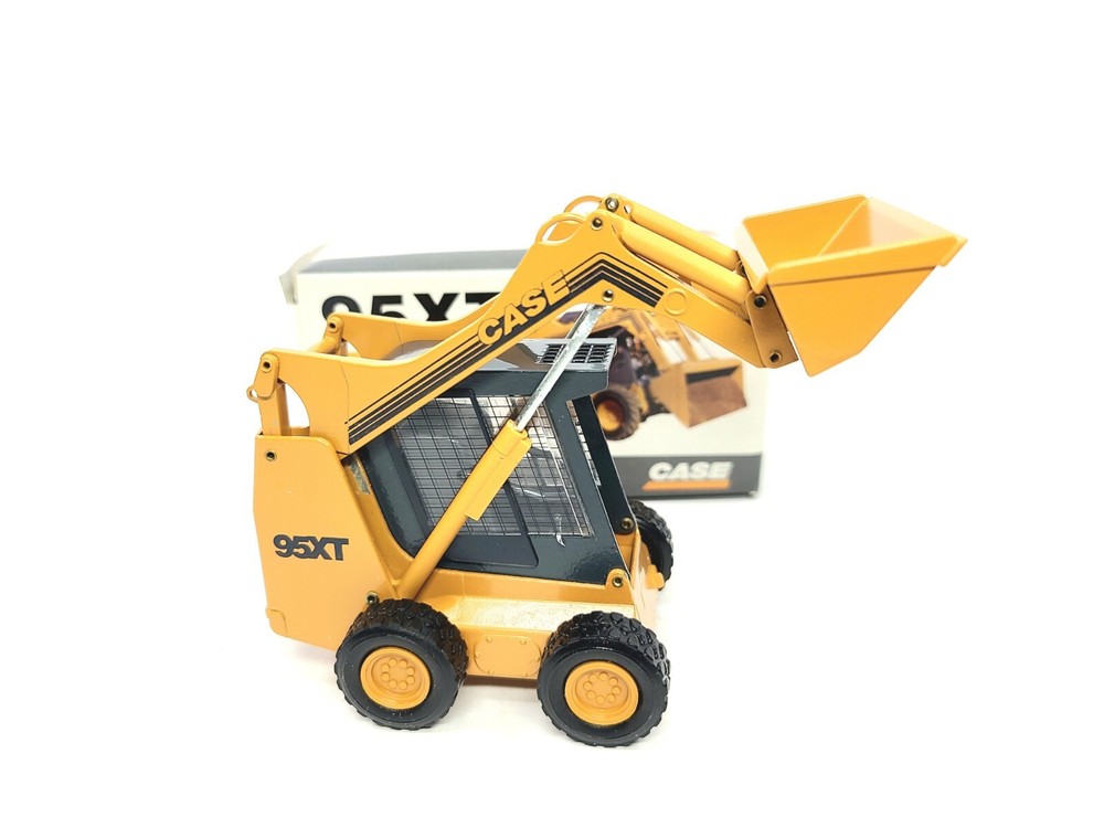 Case 95XT Skid-Steer Loader - Conrad 1:32 Scale Diecast Model #5408