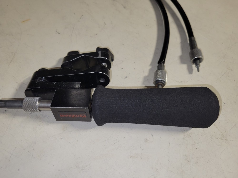 VariZoom focus control and 2 cables only