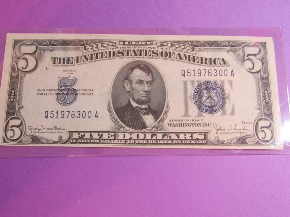 1934-D $5 Silver Certificate #681 - Fr 1654W - CU+++