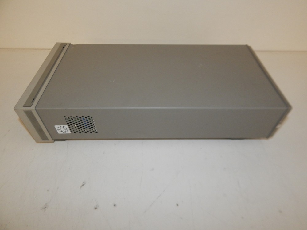 HEWLETT PACKARD 8116A PULSE/FUNCTION GENERATOR 50 MHZ (PSM52)
