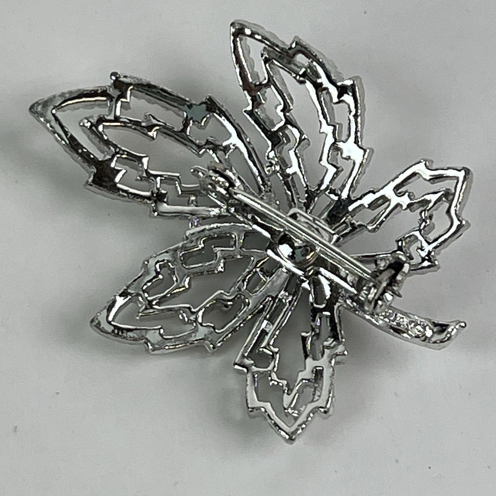 Vintage Silver Tone Cutout Textured Leaf Pin