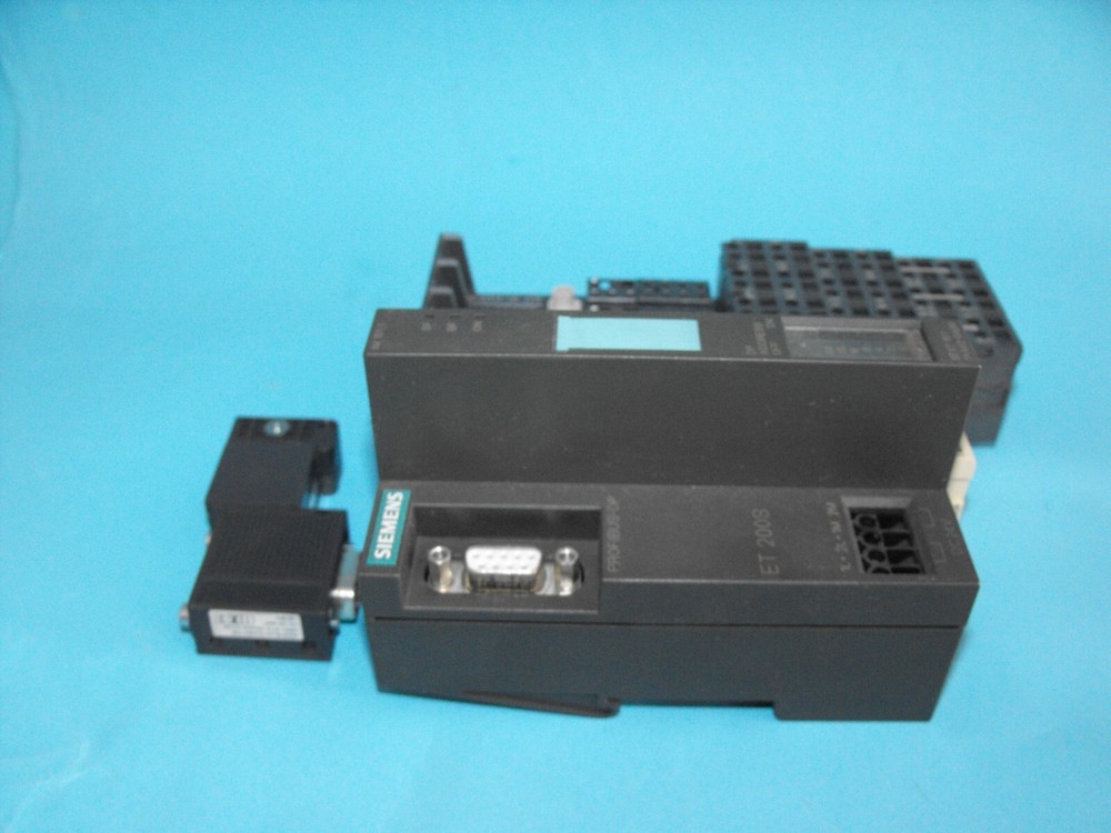 SIEMENS 6ES7151-1AA02-0AB0.SIMATIC DP INTERFACE MODULE.ET200.+TMP15C23-A.USED