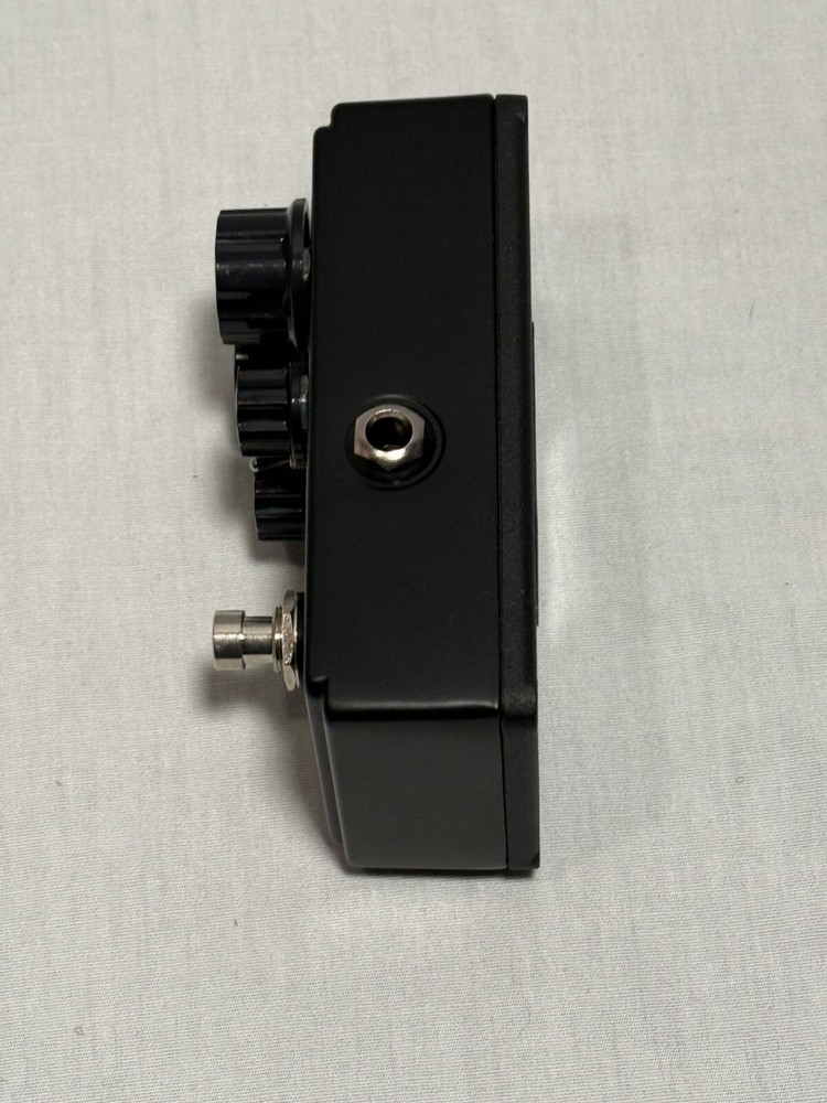 DOD Carcosa Analog Fuzz Effect Pedal