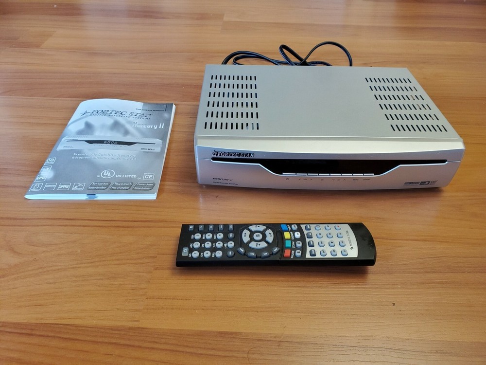 Fortec Star Digital Satellite Receiver w/ Remote and User Manual