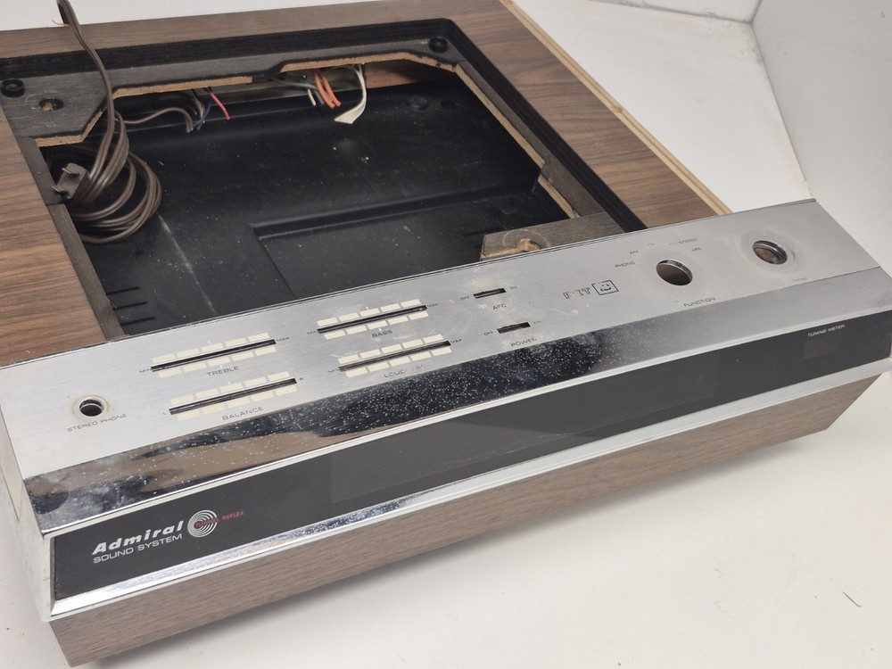 Vintage Admiral Solid State Am/Fm turntable Shell Plinth