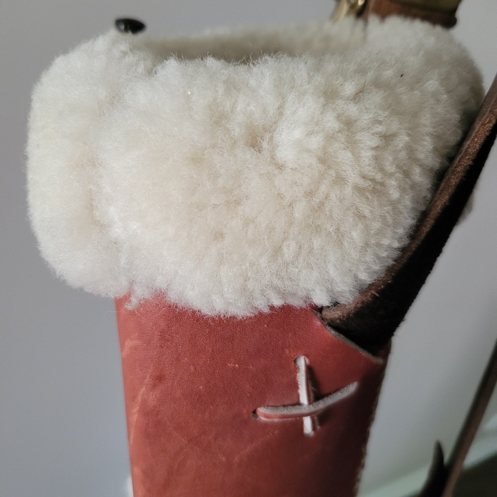 CUSTOM TRADITIONAL ARCHERY LEATHER BACK QUIVER