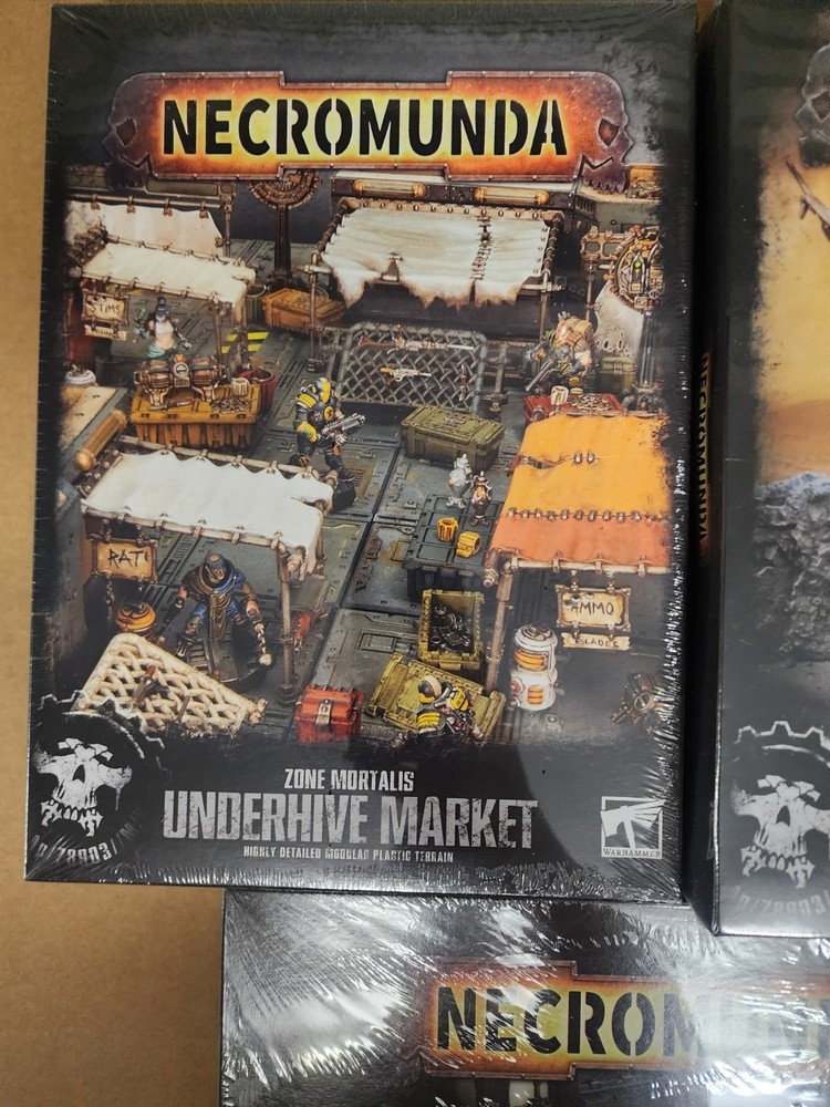 Warhammer 40K - Necromunda Terrain Lot