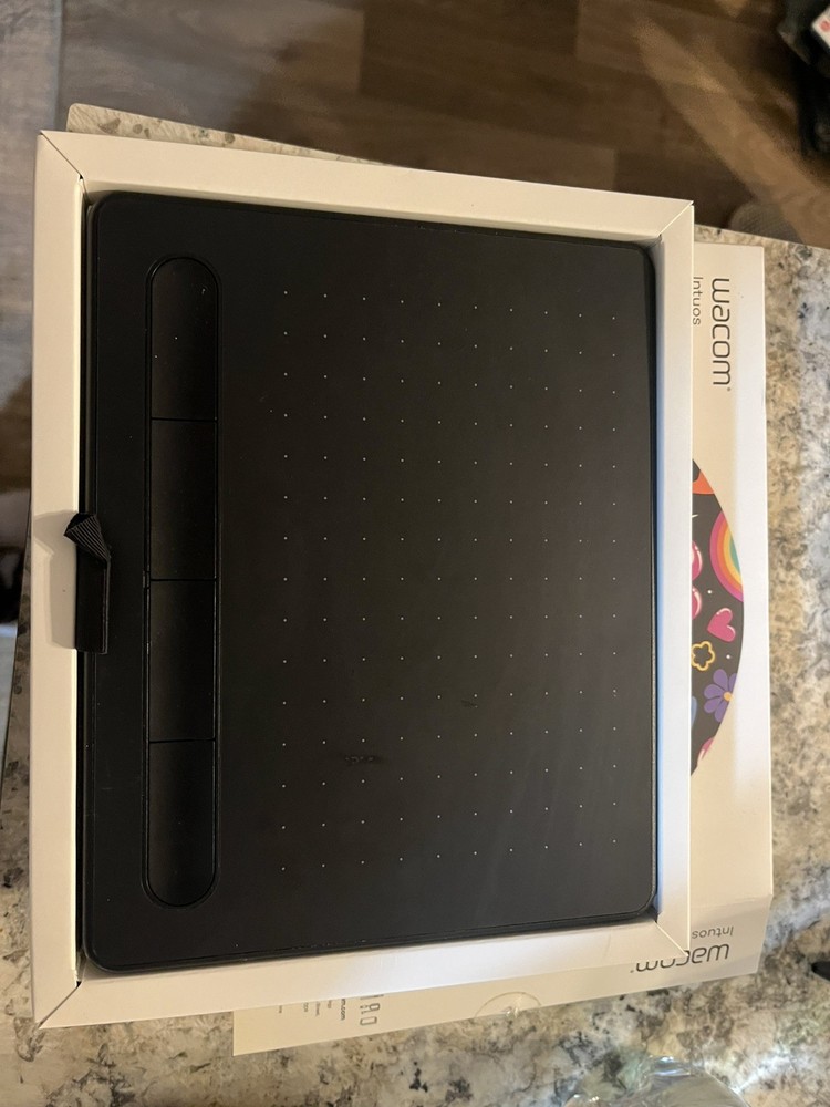 Wacom Intuos Wireless Graphics Drawing Tablet with Bonus Software