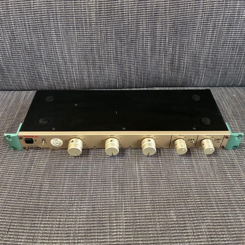 Vestax DCR-1200 3-Band Isolator