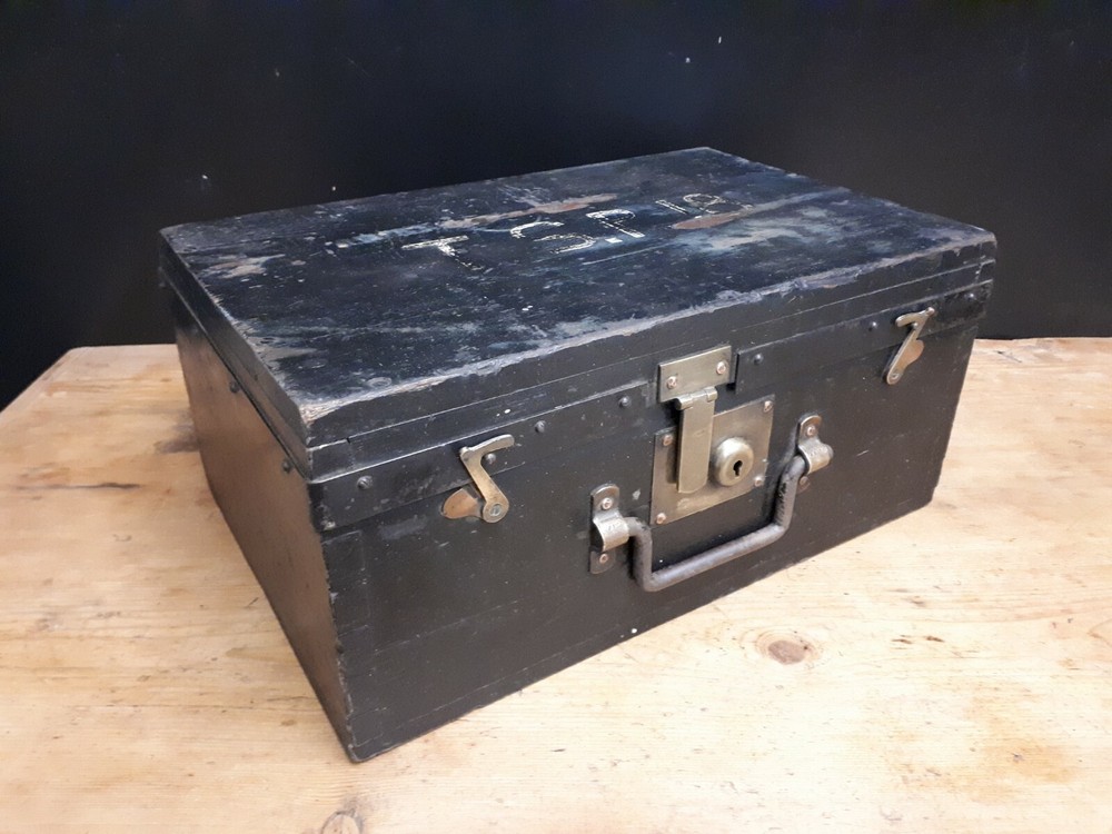Campaign Victorian strong box