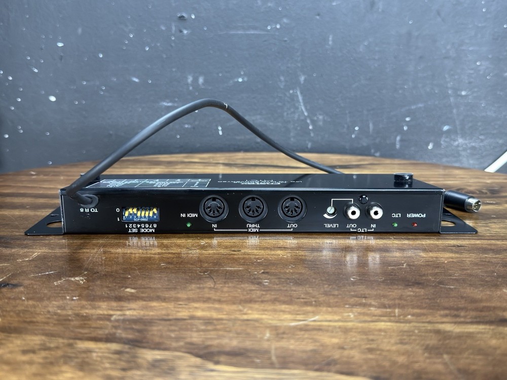 Fostex MTC-1 for Midi Interface & LTC to MTC Timecode Converter