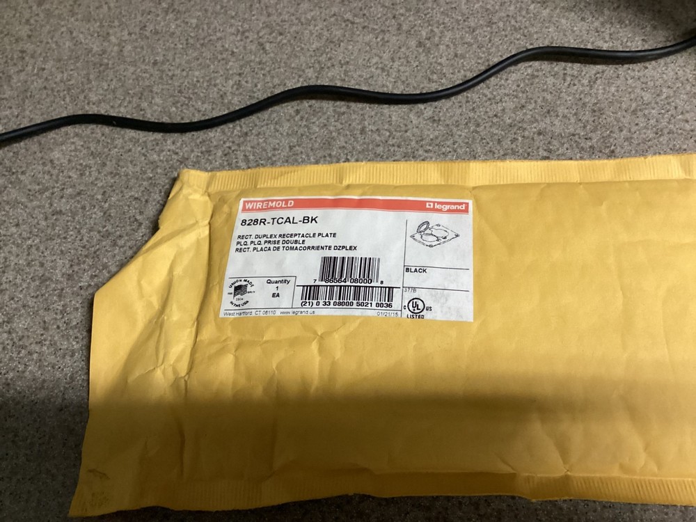 Legrand Wiremold Receptacle Duplex Rectangular Plate Black Finish 828R-TCAL-BK