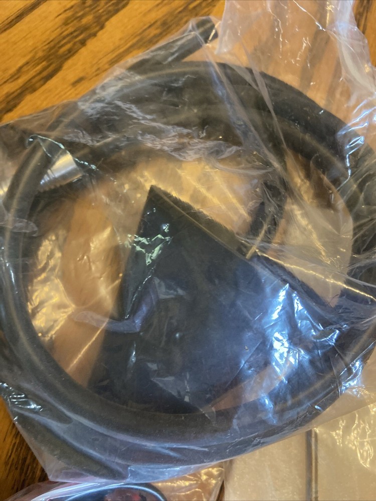 SOLARY SD301 EVAP Smoke Leak Detector (Open Box) Missing Oil Bottle