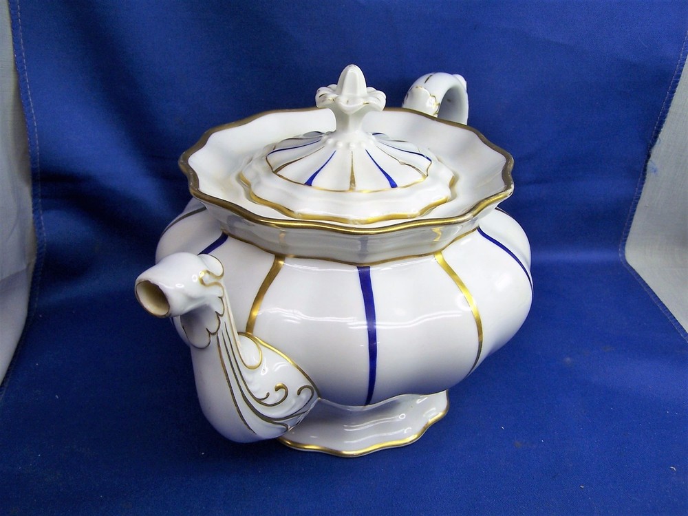 FUERSTENBERG TEAPOT