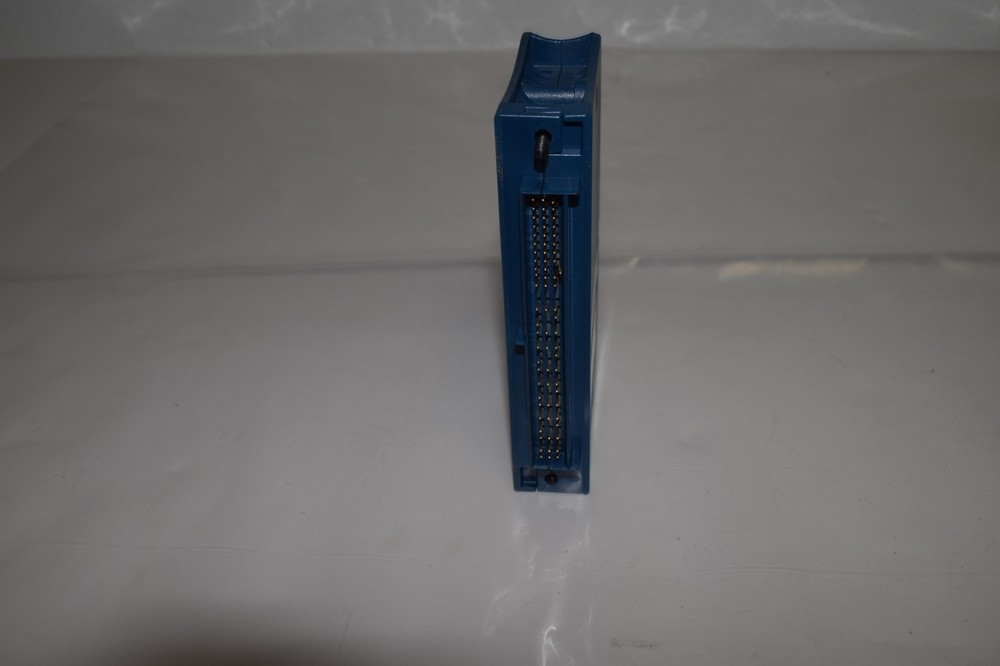 ^^ NATIONAL INSTRUMENTS MODEL CFP-DI-300 8-CH DISCRETE INPUT (SMS92)