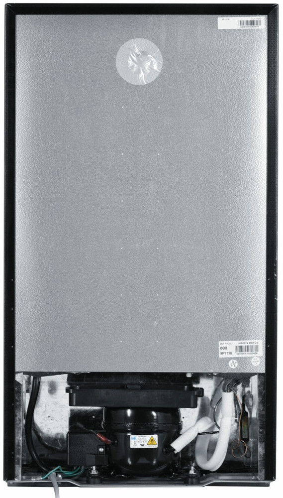 Danby 3.2 cu. ft. Compact Refrigerator Auto Defrost (Black)