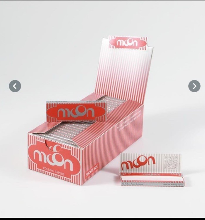Moon Rolling Papers Box Of 50 Packs