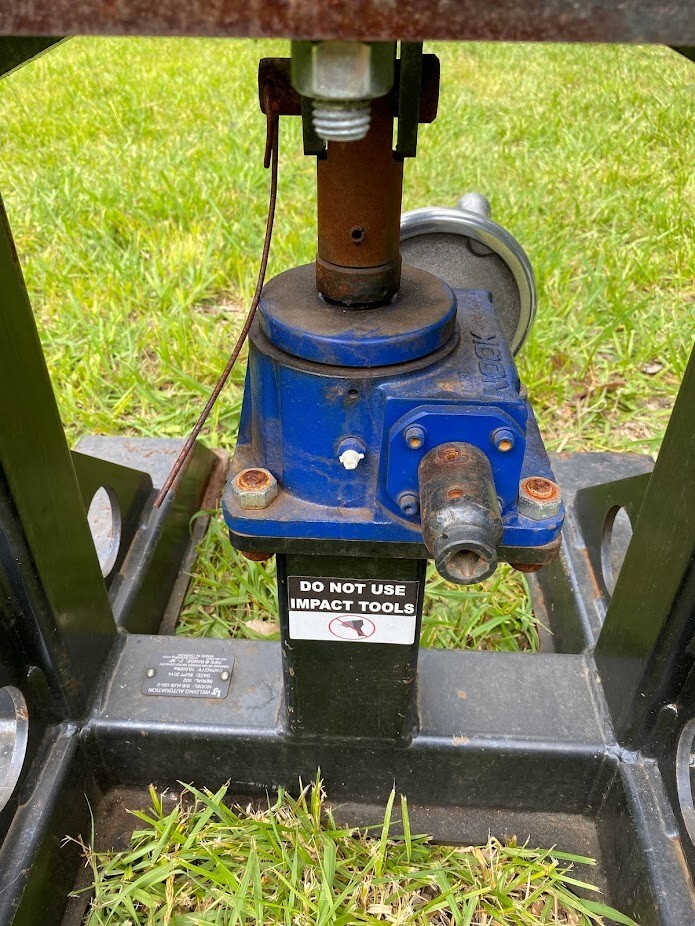 2 LJ WELDING AUTOMATION Model HZD-100 WELDING PIPE ROLLERS