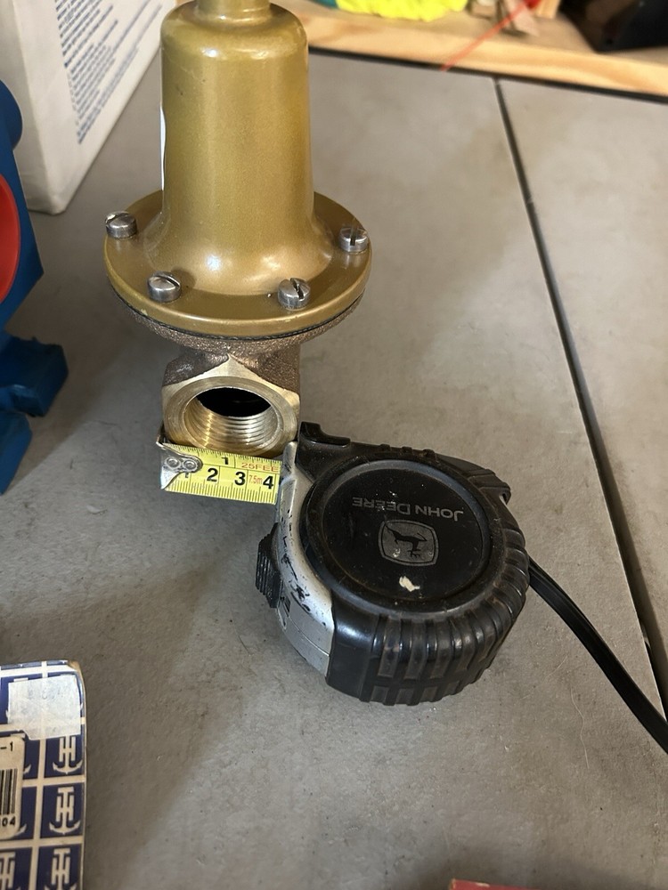 Watts pressure reducing valve 25AUB Z3