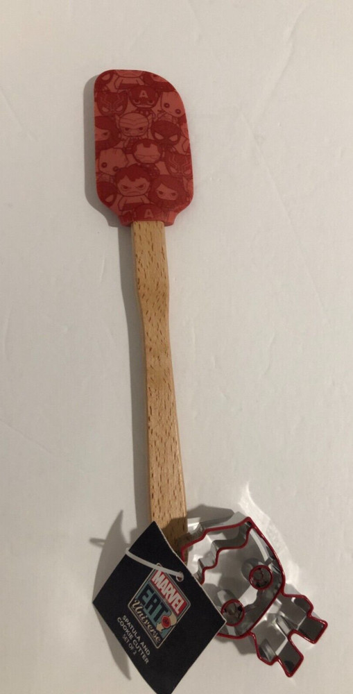Marvel Eat The Universe Baking Set of 2 Groot Spatula & Cookie Cutter NWT
