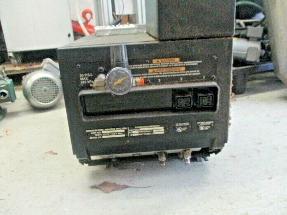 NORDSON HOT MELT ADHESIVE APPLICATOR 3400-1EA32/A