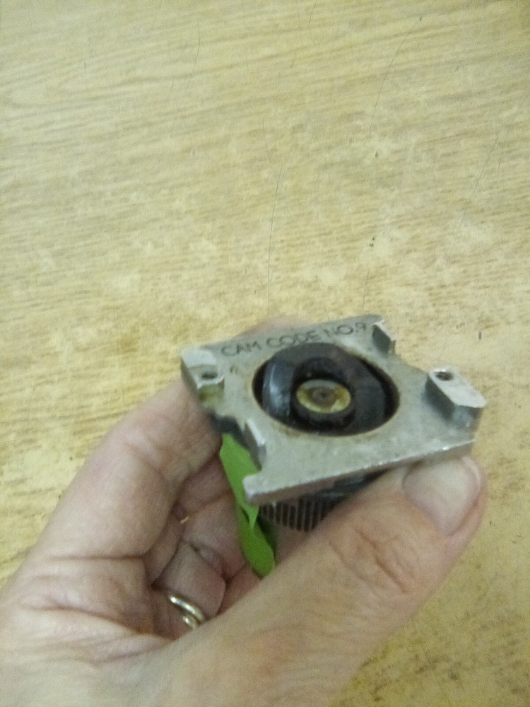 Cam Code No.9 Selector Switch With Key