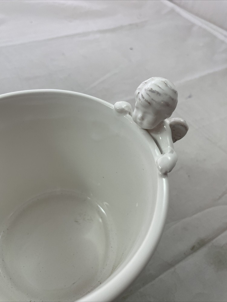 Round Planter Vase WIth Angle on Side 4"