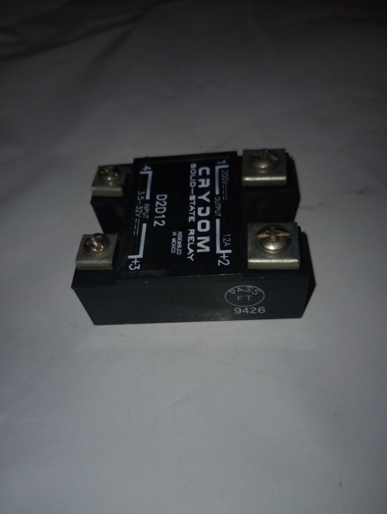 NEW GENUINE CRYDOM D2D12 SOLID STATE RELAY